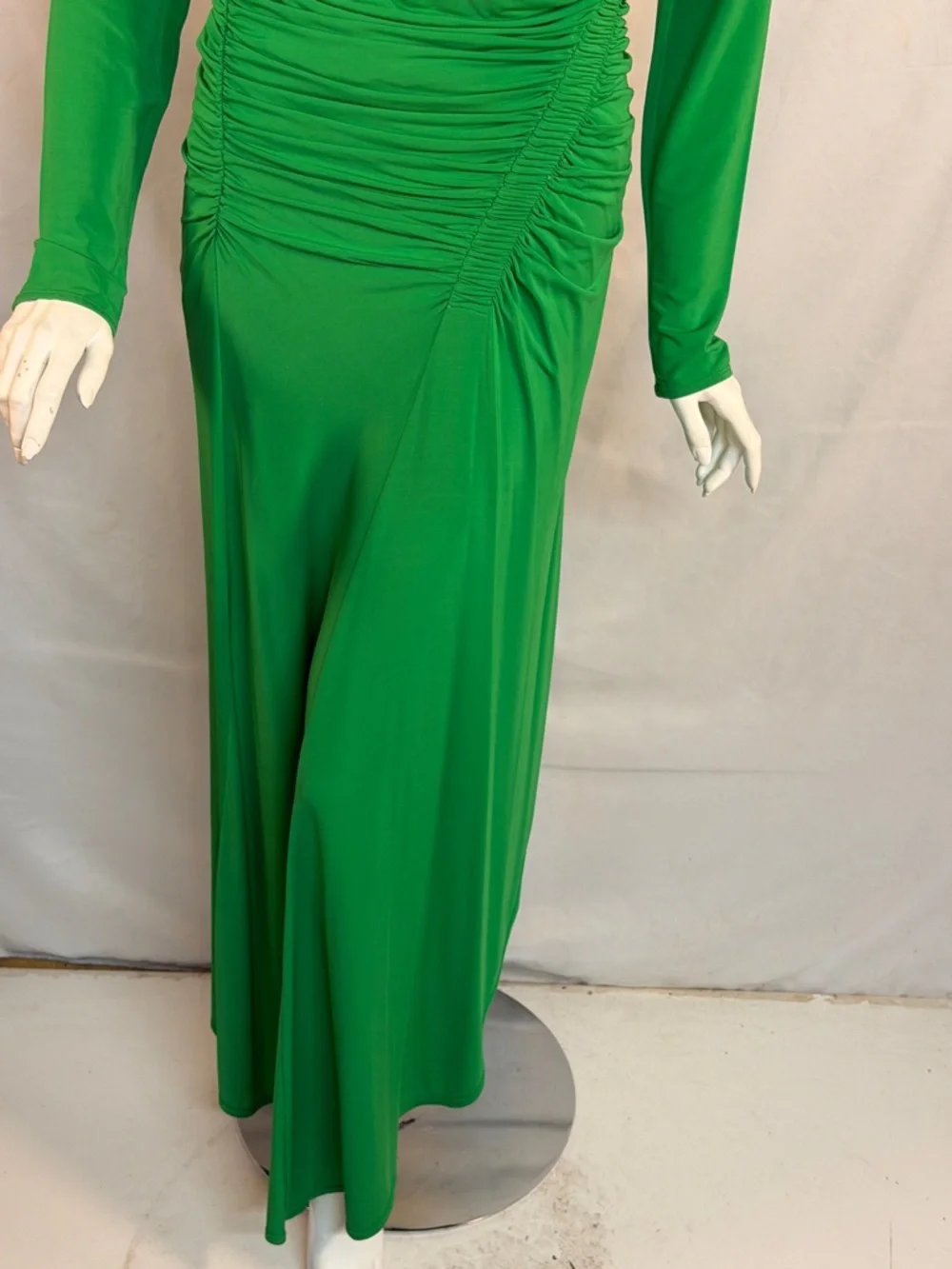 A.L.C. Emerald Green Long-Sleeve Ruched Midi Dress - Picture 5 of 12